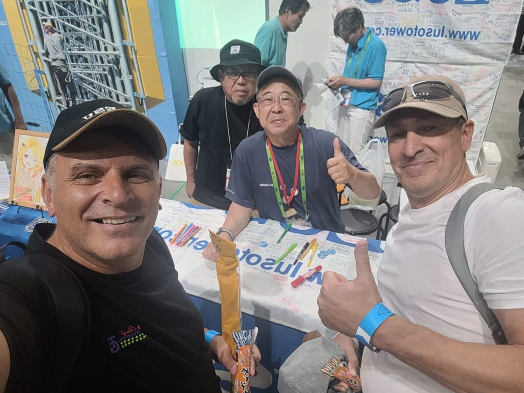 11-1024x768 Tamad Üyeleri Tokyo Ham Radio Fair 2025 e katıldı
